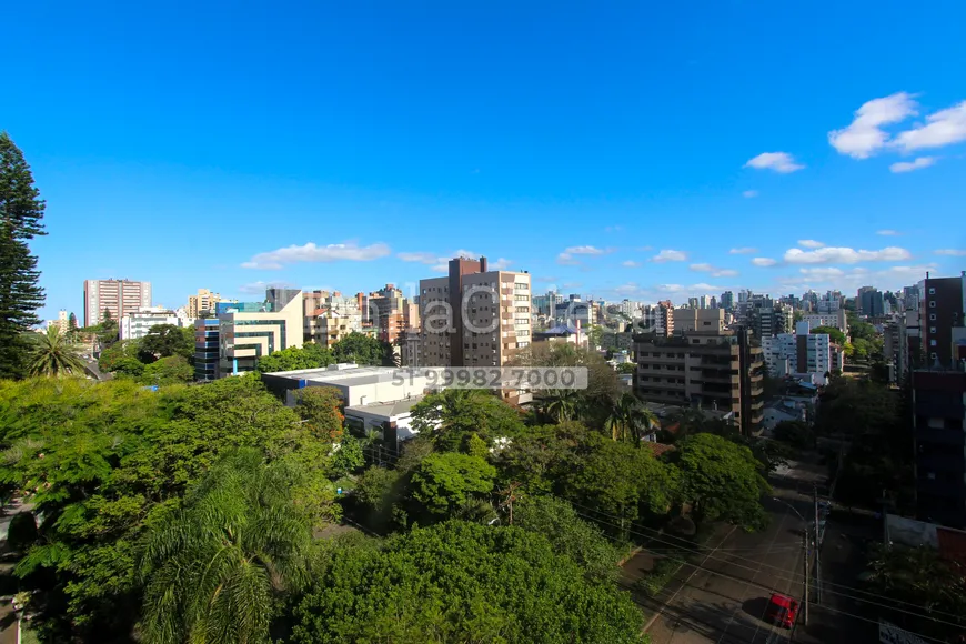 Foto 1 de Cobertura com 4 Quartos à venda, 211m² em Higienópolis, Porto Alegre