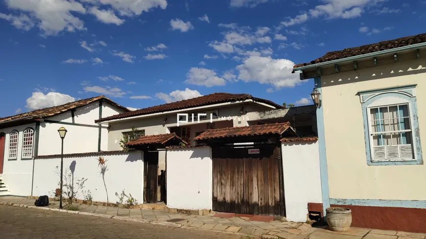 Foto 1 de Casa com 5 Quartos à venda, 250m² em Centro, Pirenópolis