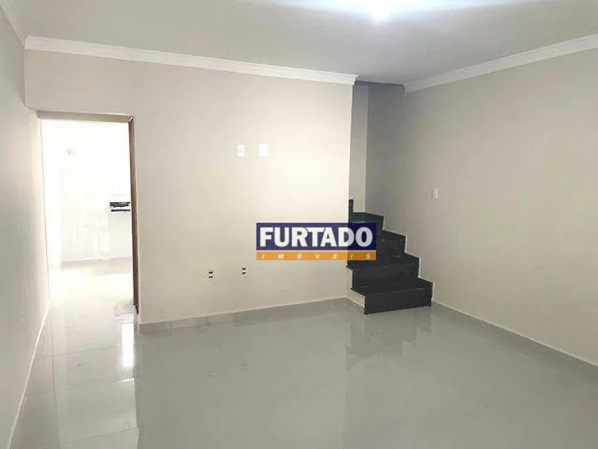 Foto 1 de Sobrado com 3 Quartos à venda, 115m² em Campestre, Santo André