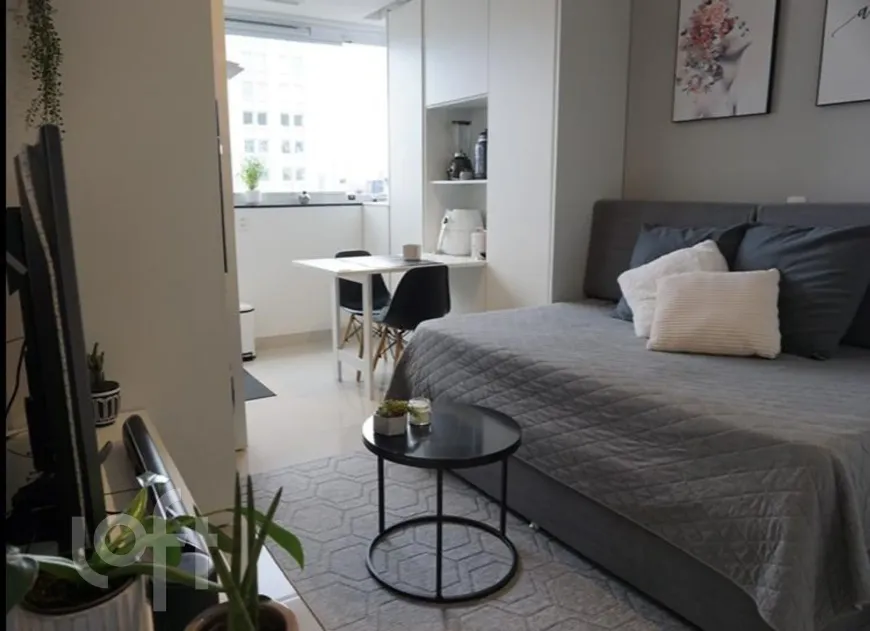 Foto 1 de Apartamento com 1 Quarto à venda, 26m² em Vila Olímpia, São Paulo