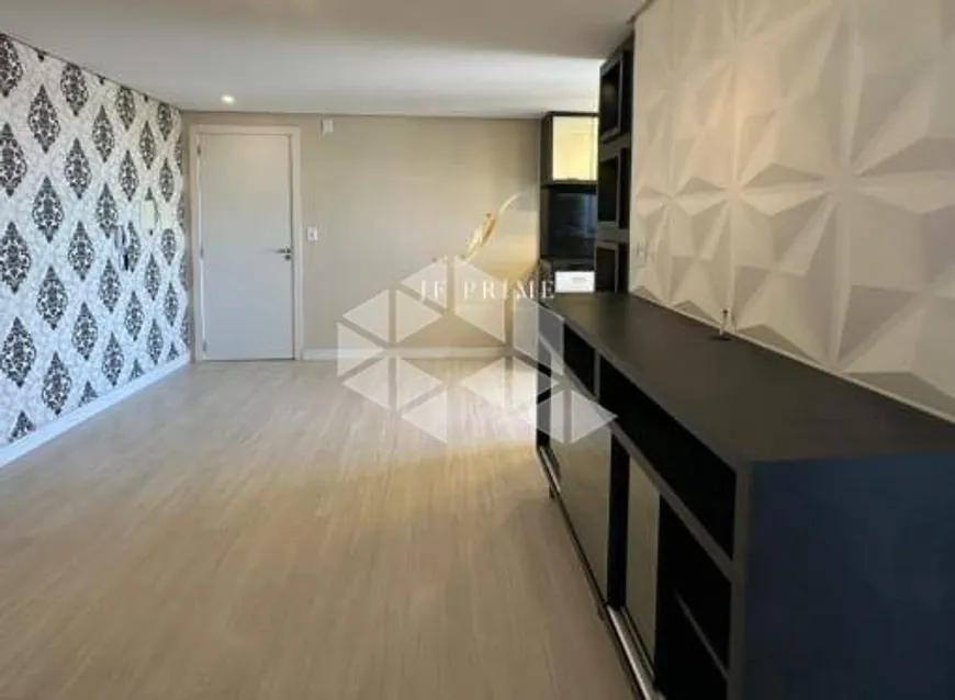 Foto 1 de Apartamento com 2 Quartos à venda, 54m² em Desvio Rizzo, Caxias do Sul