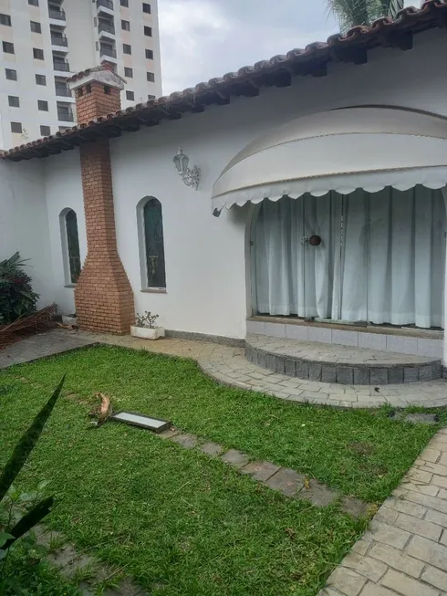 Foto 1 de Imóvel Comercial com 2 Quartos para alugar, 280m² em Vila Oliveira, Mogi das Cruzes