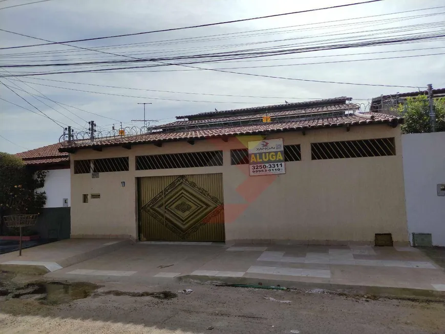 Foto 1 de Casa com 4 Quartos para alugar, 220m² em Residencial Sonho Verde, Goiânia