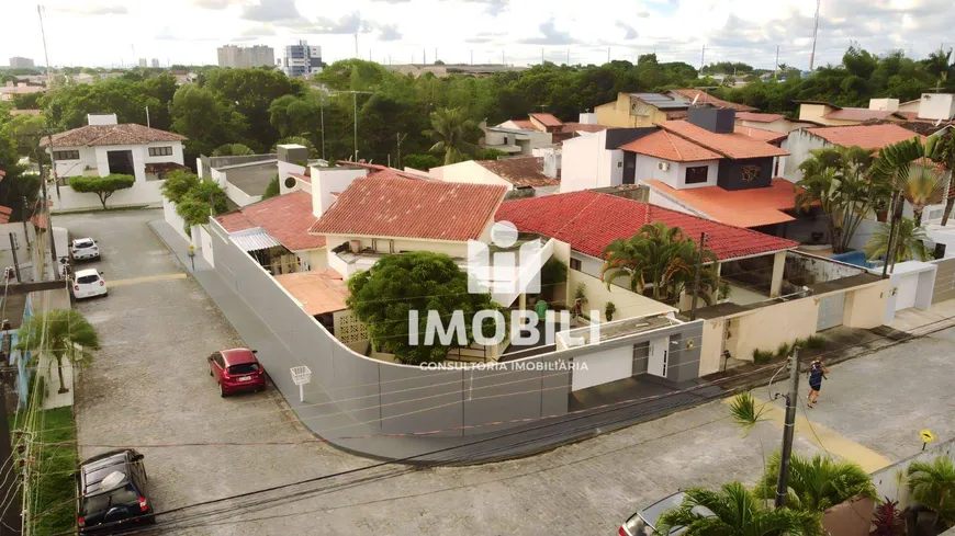 Foto 1 de Casa de Condomínio com 4 Quartos à venda, 256m² em Antares, Maceió