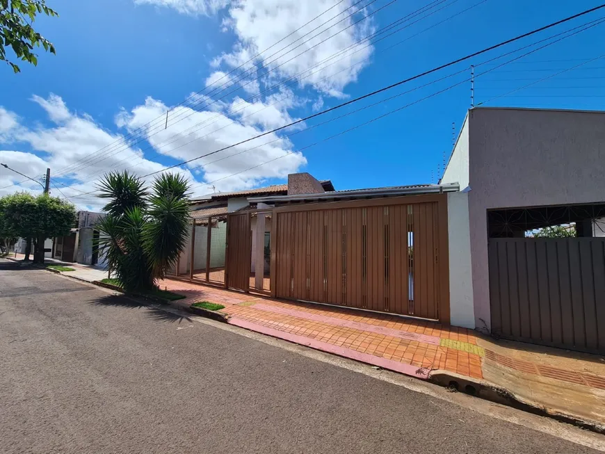 Foto 1 de Casa com 3 Quartos à venda, 180m² em Vila Vilas Boas, Campo Grande