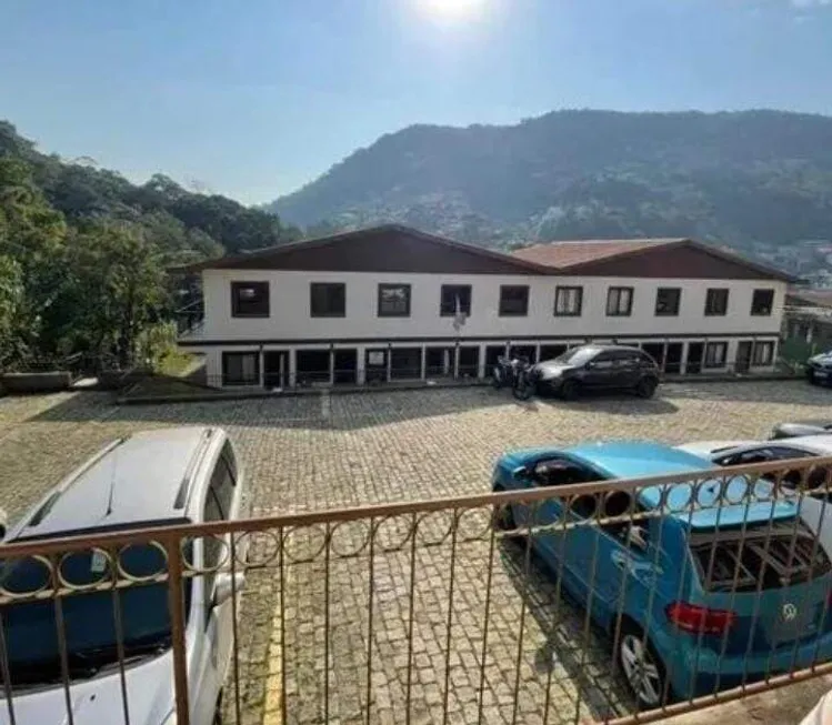 Foto 1 de Apartamento com 2 Quartos à venda, 90m² em Sao Sebastiao, Petrópolis