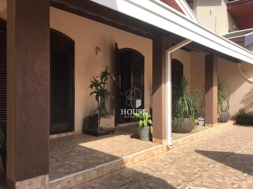 Foto 1 de Casa com 4 Quartos à venda, 300m² em Jardim Planalto Verde, Mogi Guaçu