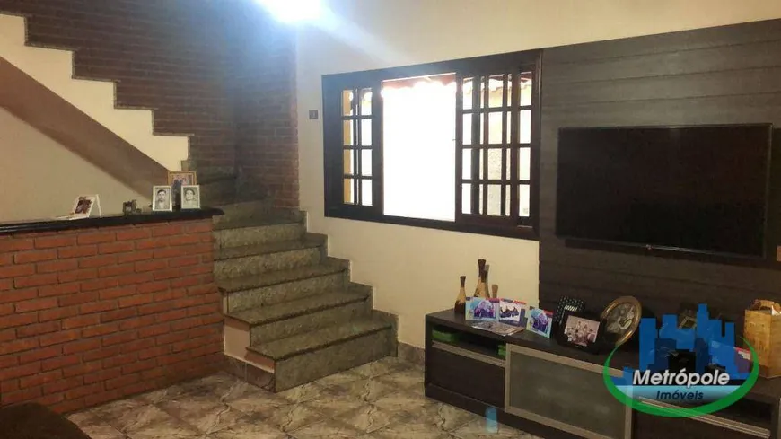 Foto 1 de Casa com 2 Quartos à venda, 238m² em Jardim Rosa de Franca, Guarulhos