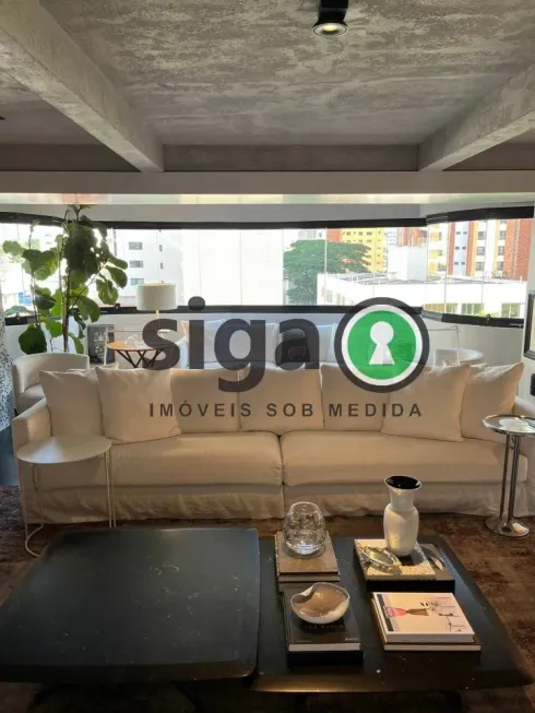 Foto 1 de Apartamento com 2 Quartos à venda, 198m² em Moema, São Paulo