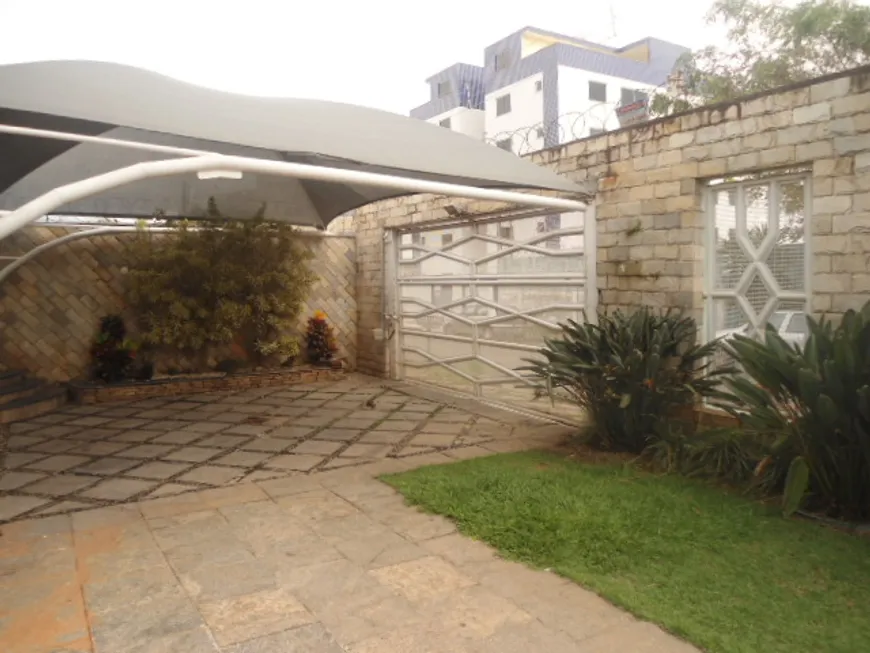 Foto 1 de Casa com 5 Quartos à venda, 400m² em Arvoredo, Contagem