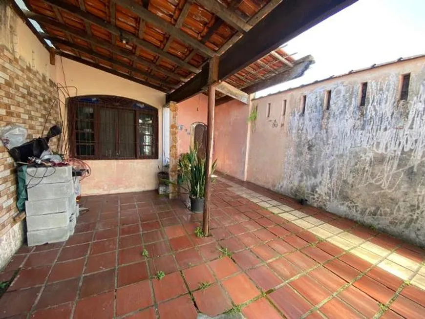 Foto 1 de Casa com 2 Quartos à venda, 69m² em Melvi, Praia Grande