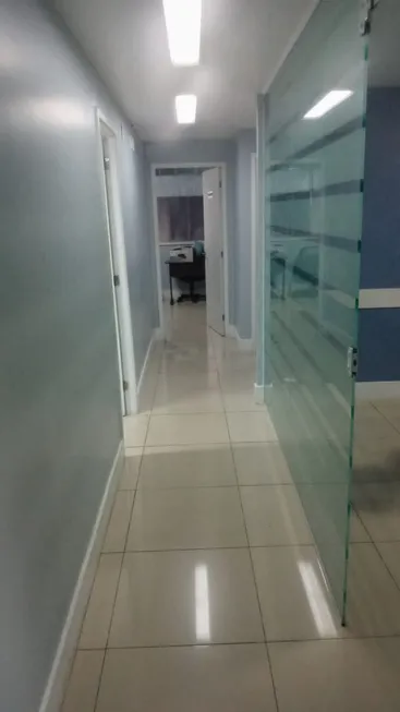 Foto 1 de Sala Comercial para alugar, 180m² em Centro, Rio de Janeiro