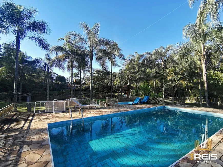 Foto 1 de Fazenda/Sítio com 3 Quartos à venda, 95m² em Zona Rural, Socorro