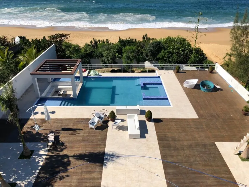 Foto 1 de Casa com 6 Quartos para venda ou aluguel, 400m² em Praia do Estaleirinho, Balneário Camboriú