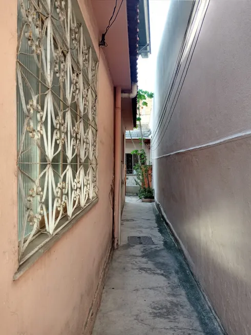 Foto 1 de Casa com 1 Quarto para alugar, 50m² em Ramos, Rio de Janeiro