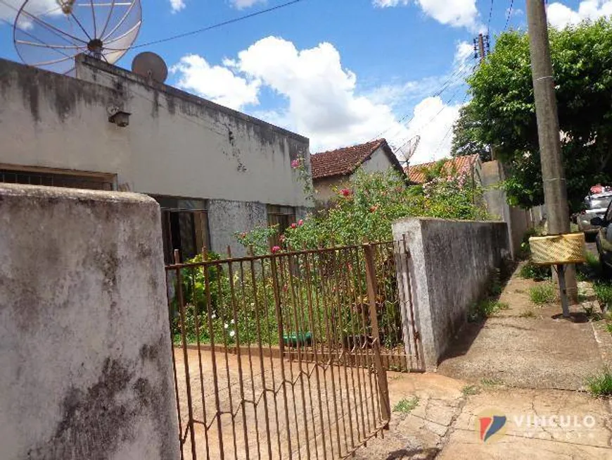 Foto 1 de Casa com 3 Quartos à venda, 94m² em Abadia, Uberaba