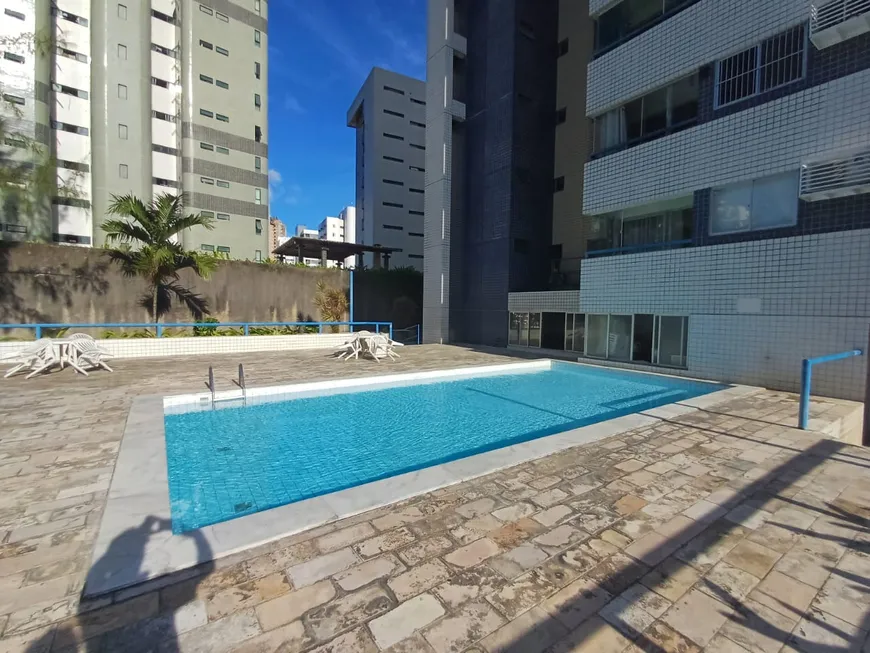 Foto 1 de Apartamento com 2 Quartos à venda, 70m² em Casa Forte, Recife