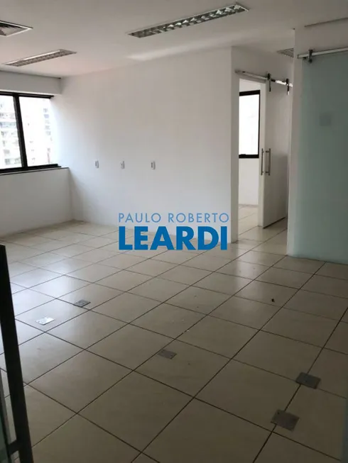 Foto 1 de Ponto Comercial para alugar, 50m² em Moema, São Paulo