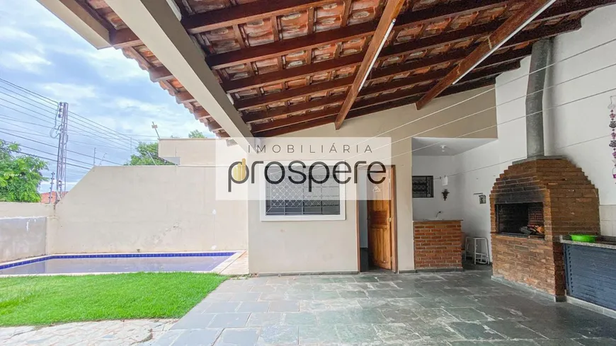 Foto 1 de Casa com 3 Quartos à venda, 269m² em Vila Boa Vista, Presidente Prudente