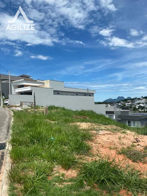 Foto 1 de Lote/Terreno à venda, 426m² em Vale dos Cristais, Macaé