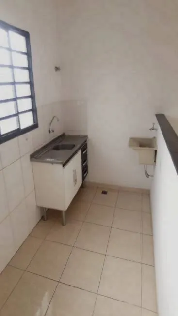 Foto 1 de Casa com 1 Quarto para venda ou aluguel, 50m² em Boca do Rio, Salvador