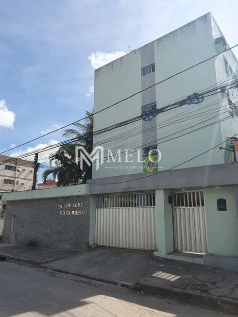 Foto 1 de Apartamento com 4 Quartos à venda, 100m² em Prado, Recife