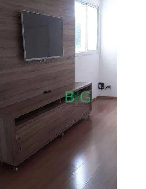 Foto 1 de Apartamento com 2 Quartos à venda, 46m² em Vila Curuçá, São Paulo