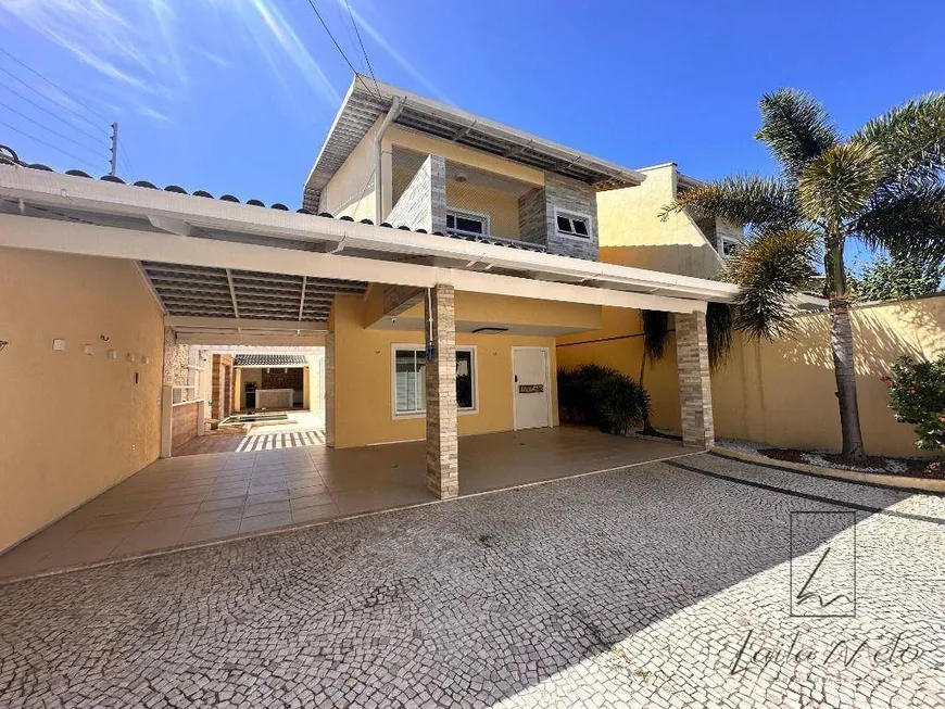 Foto 1 de Casa com 4 Quartos à venda, 230m² em Sapiranga, Fortaleza