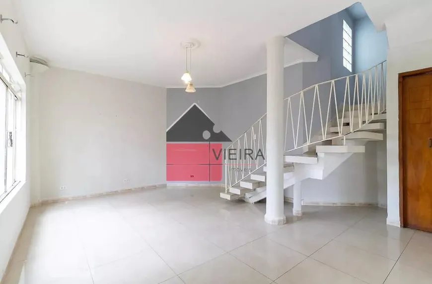 Foto 1 de Sobrado com 3 Quartos à venda, 130m² em Vila Deodoro, São Paulo