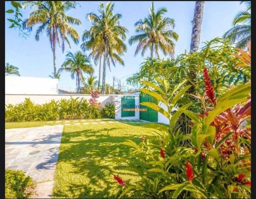 Foto 1 de Casa com 5 Quartos à venda, 400m² em Balneário Praia do Pernambuco, Guarujá