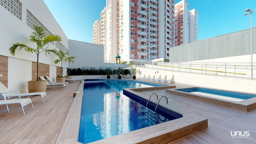 Foto 1 de Apartamento com 2 Quartos à venda, 67m² em Barreiros, São José