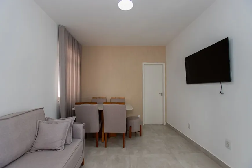 Foto 1 de Apartamento com 3 Quartos à venda, 78m² em Santo Antônio, Belo Horizonte