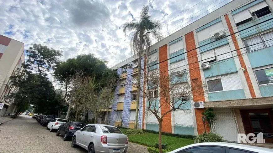 Foto 1 de Apartamento com 3 Quartos à venda, 82m² em Menino Deus, Porto Alegre