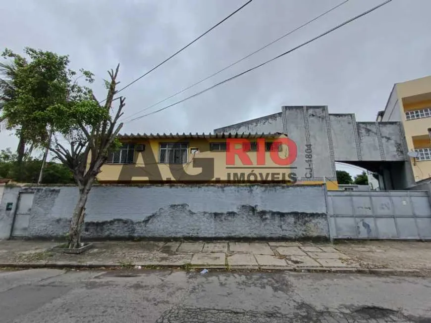 Foto 1 de Galpão/Depósito/Armazém para alugar, 900m² em Rocha Miranda, Rio de Janeiro