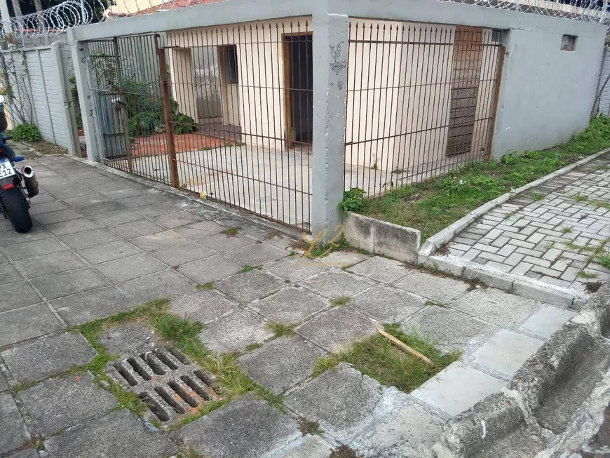 Foto 1 de Casa com 5 Quartos à venda, 120m² em Cajuru, Curitiba