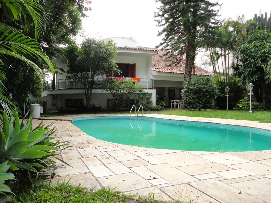 Foto 1 de Sobrado com 4 Quartos à venda, 550m² em Vila Oliveira, Mogi das Cruzes
