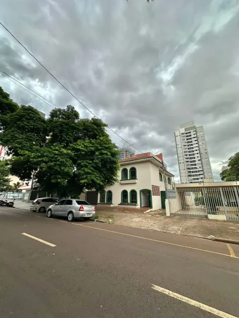 Foto 1 de Imóvel Comercial para alugar, 350m² em Zona 03, Maringá