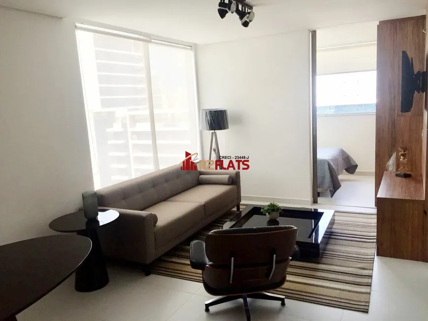 Foto 1 de Flat com 1 Quarto para alugar, 38m² em Vila Olímpia, São Paulo