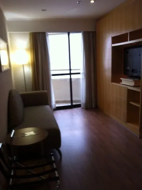 Foto 1 de Flat com 1 Quarto para alugar, 35m² em Moema, São Paulo