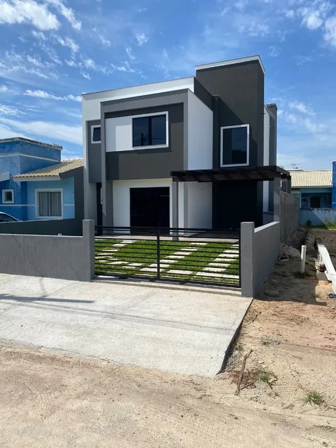 Foto 1 de Casa com 3 Quartos à venda, 133m² em Areias de Palhocinha, Garopaba