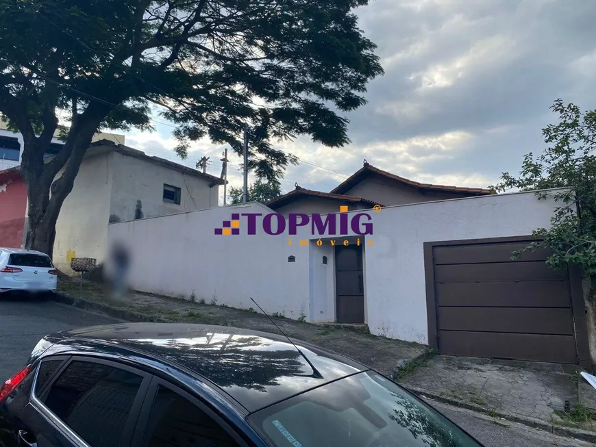 Foto 1 de Lote/Terreno à venda, 690m² em Jardim Industrial, Contagem