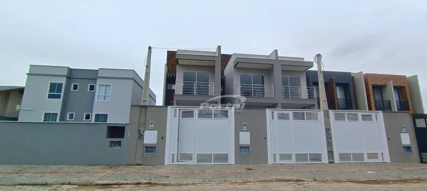 Foto 1 de Sobrado com 2 Quartos à venda, 120m² em Santa Terezinha, Gaspar