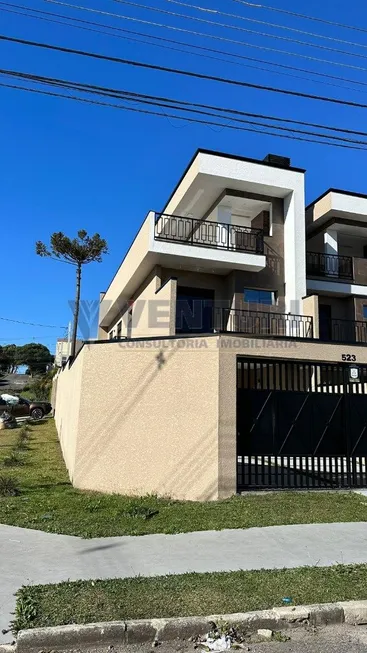 Foto 1 de Sobrado com 3 Quartos à venda, 200m² em Cidade Jardim, São José dos Pinhais