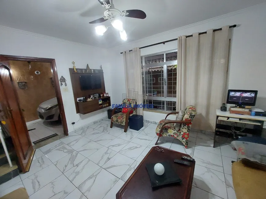 Foto 1 de Sobrado com 3 Quartos à venda, 88m² em Encruzilhada, Santos