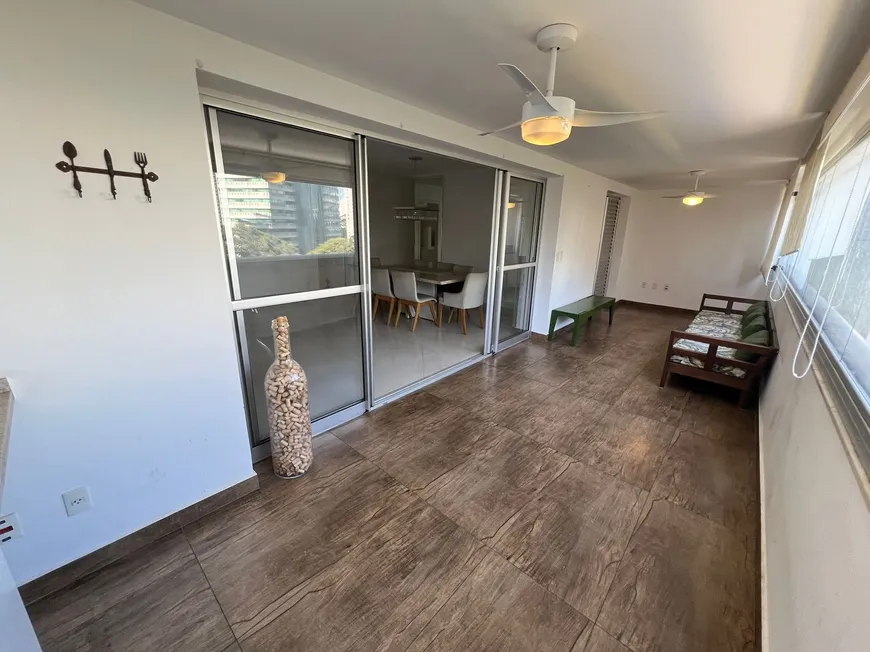 Foto 1 de Apartamento com 3 Quartos para alugar, 150m² em Vila Gomes, São Paulo