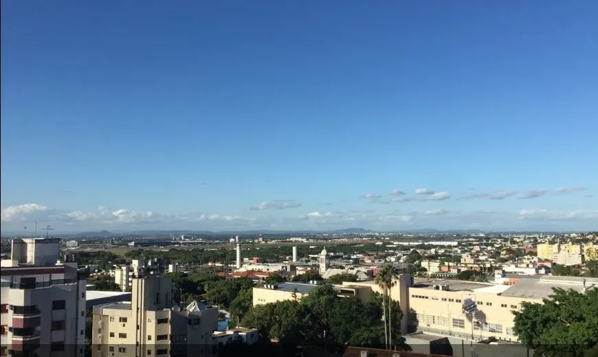 Foto 1 de Sala Comercial com 1 Quarto à venda, 100m² em São João, Porto Alegre