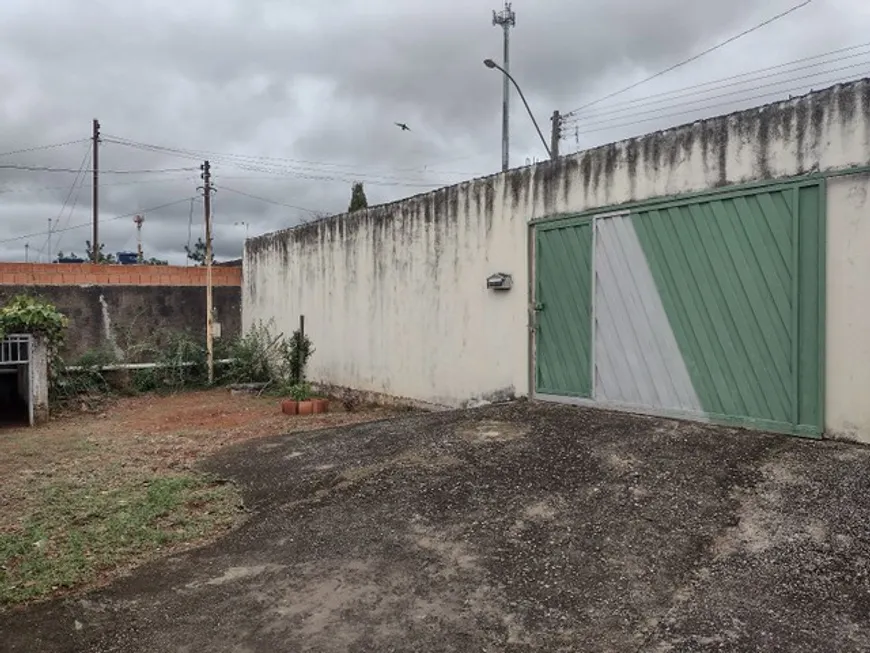 Foto 1 de Casa com 2 Quartos à venda, 450m² em Estancia Planaltina, Brasília