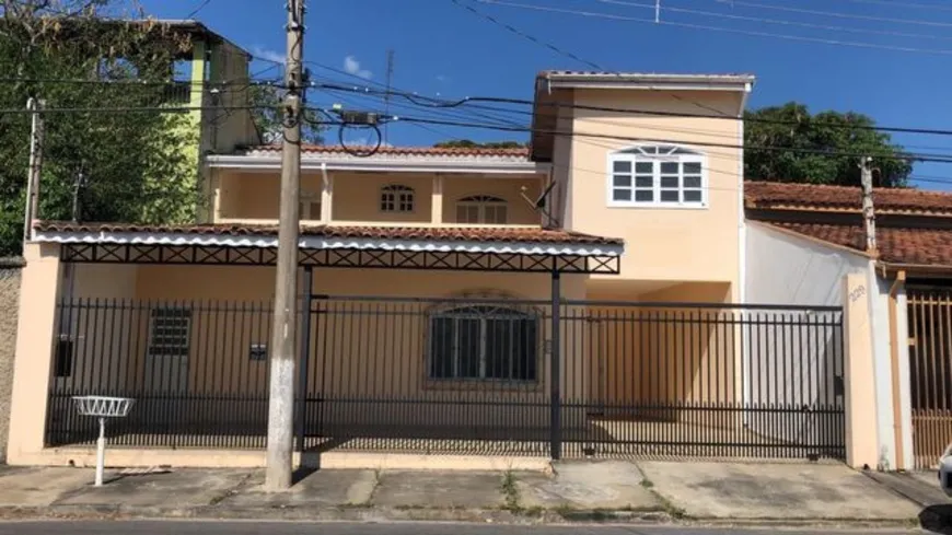 Foto 1 de Sobrado com 2 Quartos à venda, 300m² em Residencial Campos Maia, Pindamonhangaba
