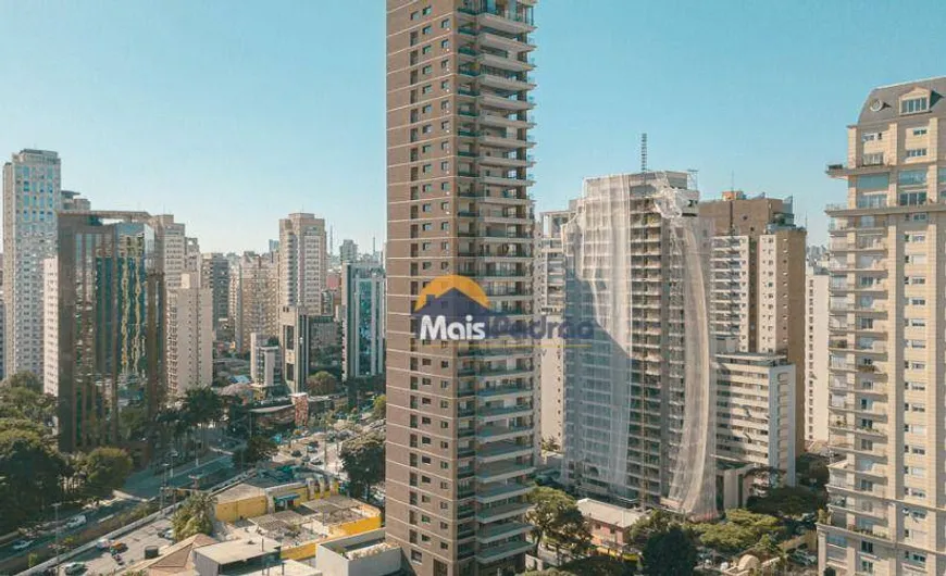 Foto 1 de Apartamento com 4 Quartos à venda, 303m² em Itaim Bibi, São Paulo