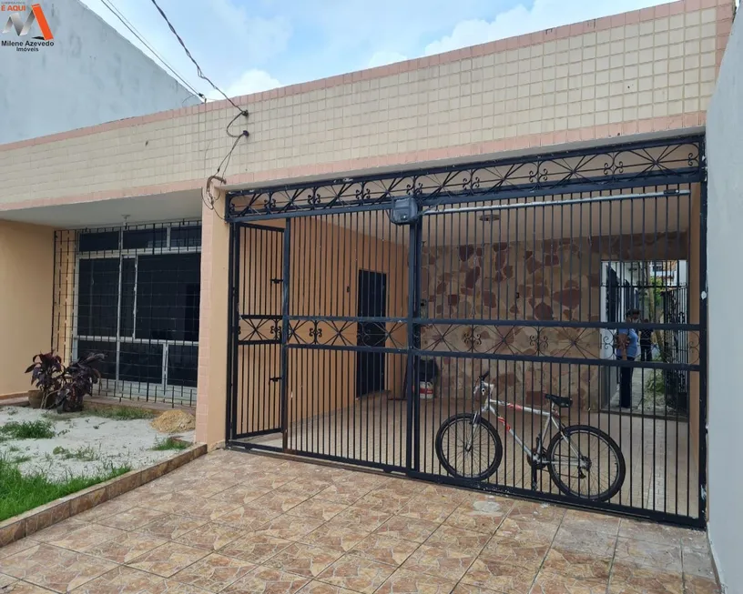 Foto 1 de Casa com 4 Quartos à venda, 384m² em Souza, Belém